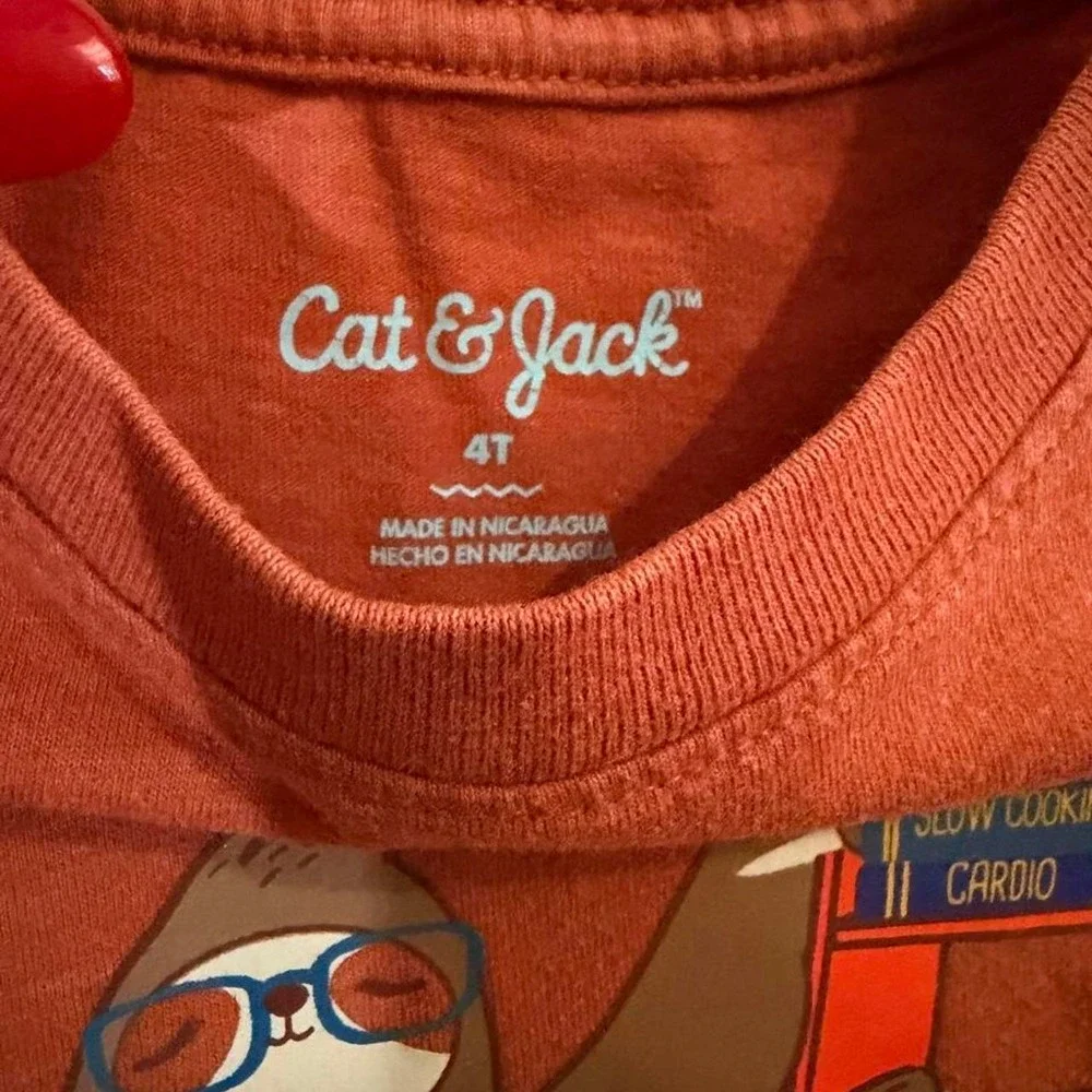 Gap Cat & Jack Toddler Boys 4 Piece Set Shirts Joggers Shorts Size 4T 4-5 XS